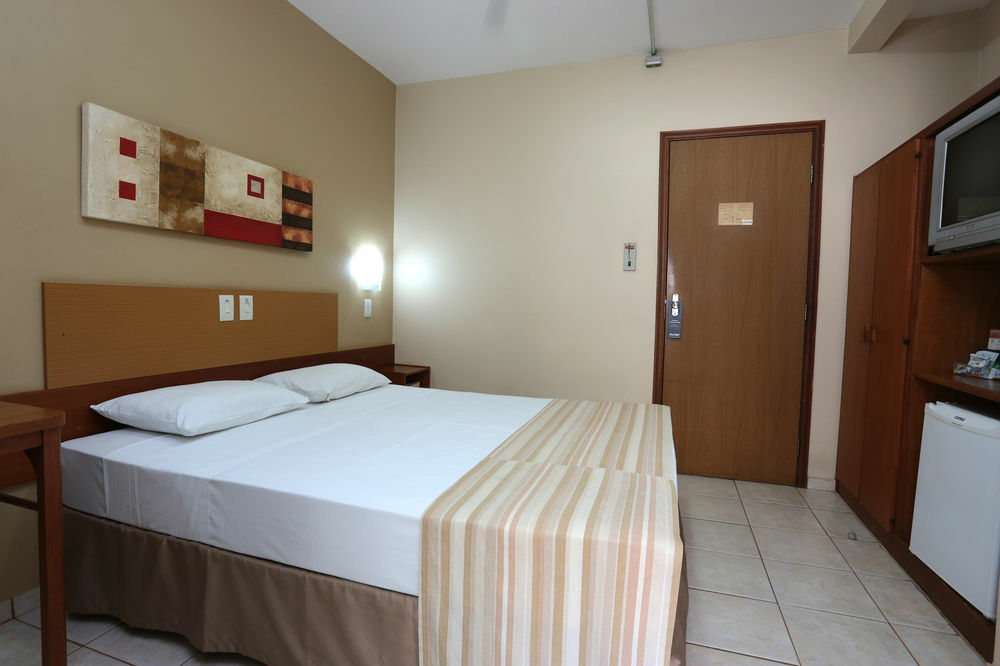 Água Branca Park Hotel Araçatuba Exterior foto